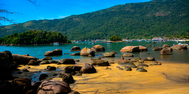 Ensenadas de Ilha Grande - Abraão