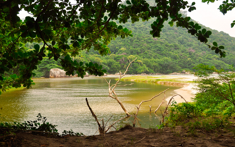 Playas Ilha Grande - Dois Rios